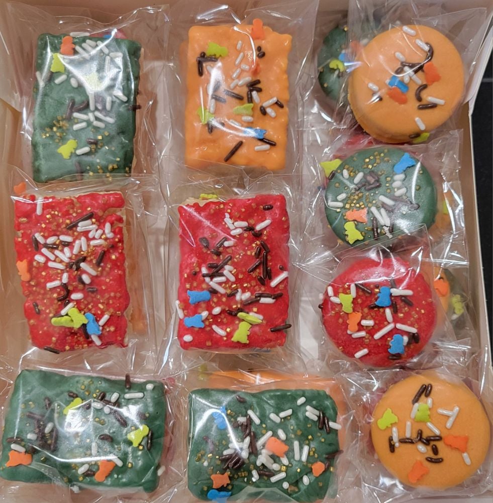 Enchanted Treats And Cupcakes