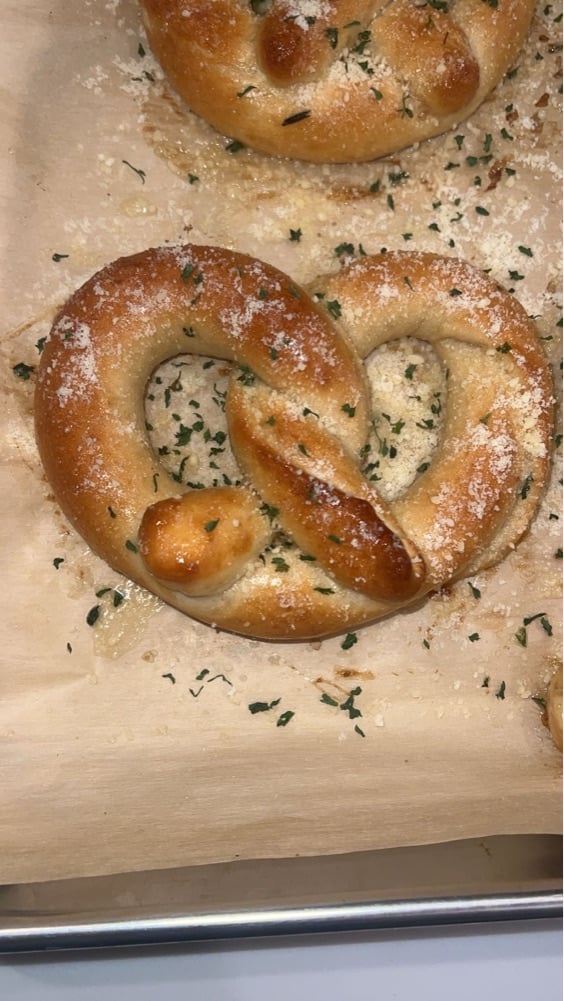 Twist N shout pretzel Co. photo