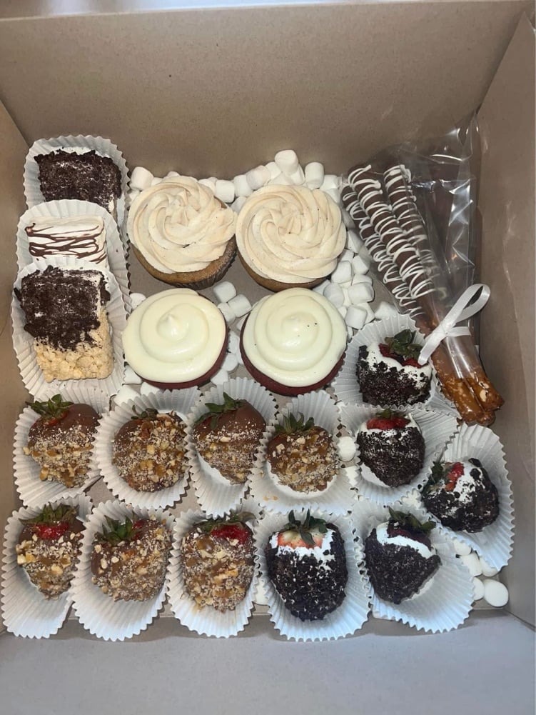 Southern Sweets - Treats by Tenia