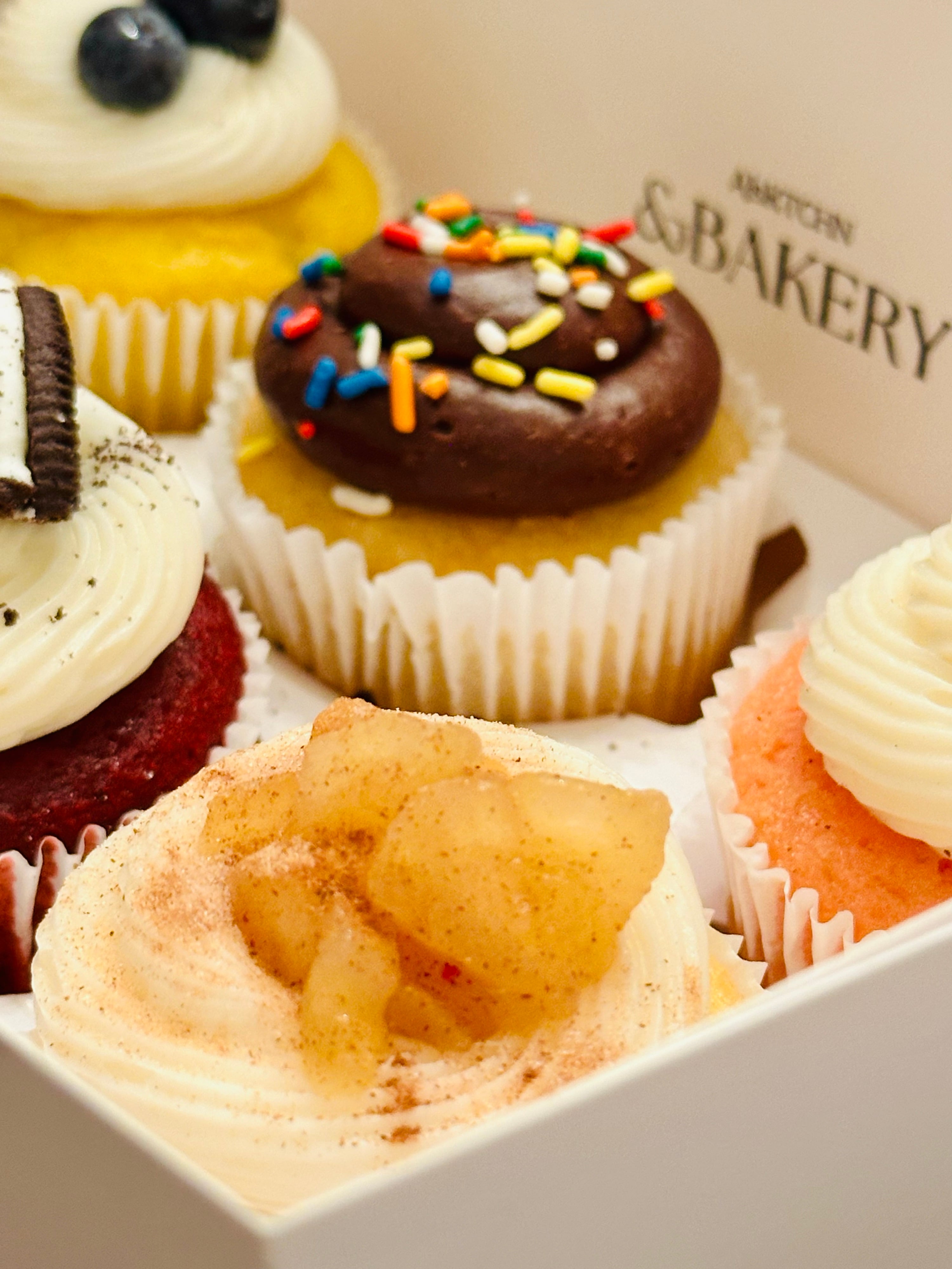 AJS KTCHN &Bakery