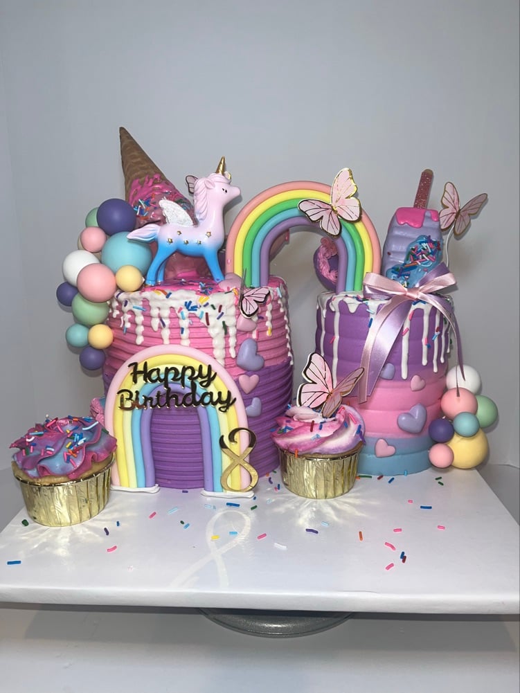 Luxury Cakes LLC.