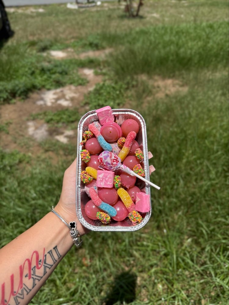 Cracked.Kreations