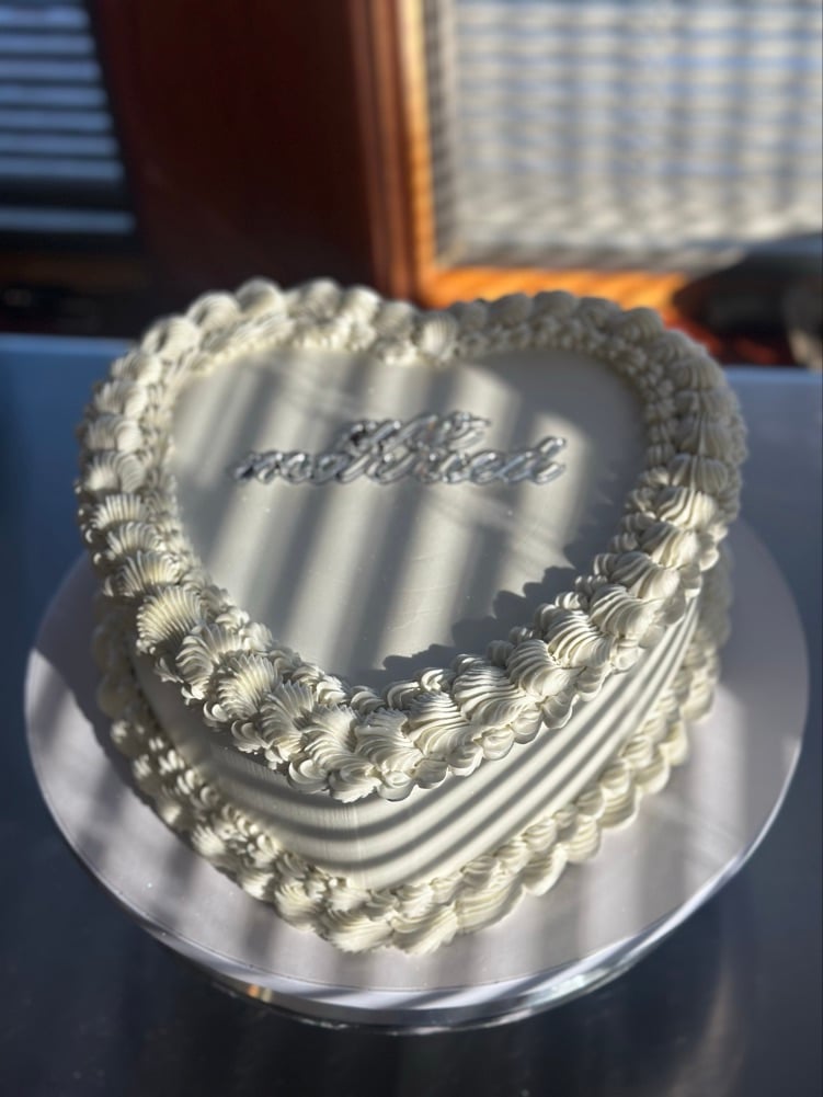 Angelic Treats & Cakes