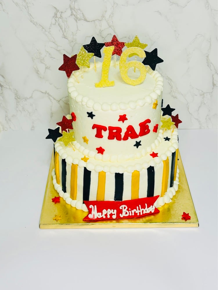 Celebrity Cups and Cakes photo