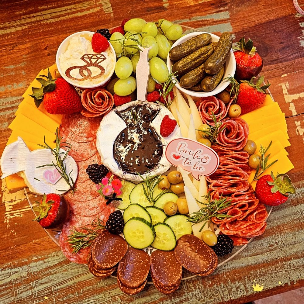 Berry Gouda CharCUTErie