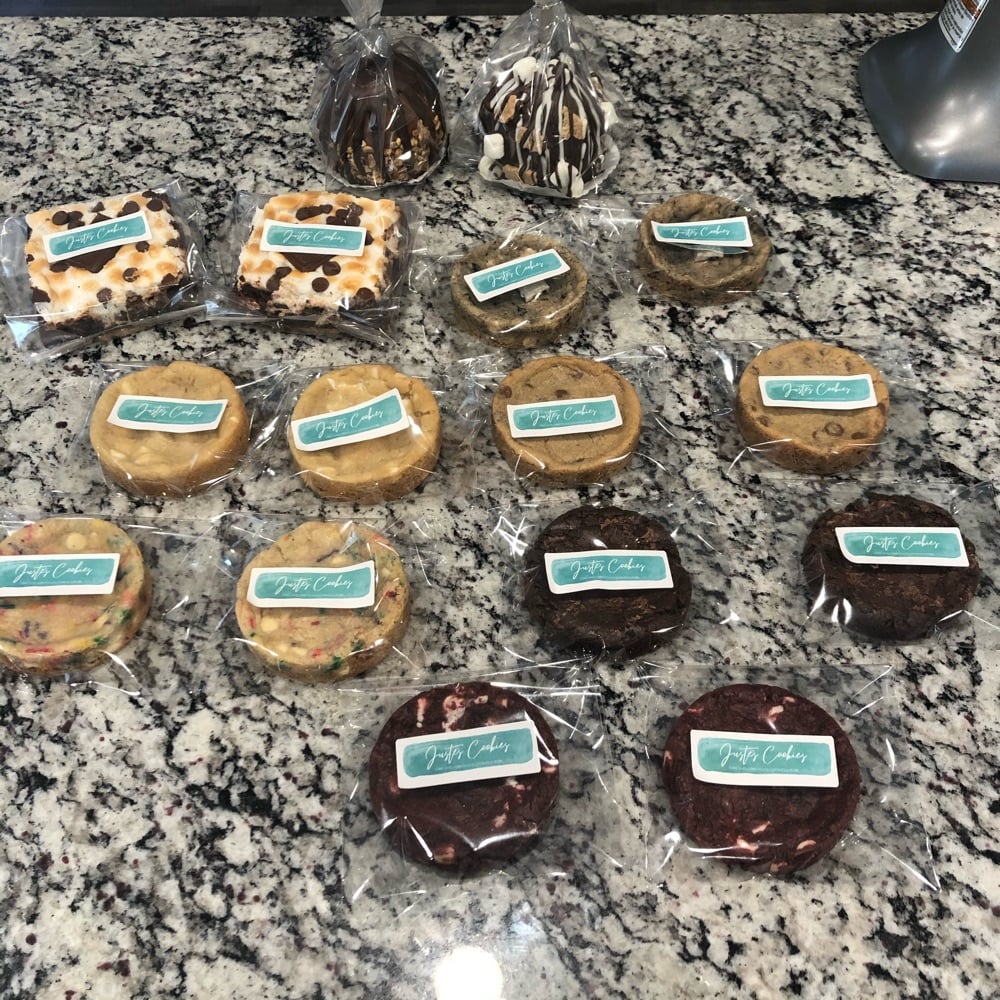 Juste’s Cookies LLC photo